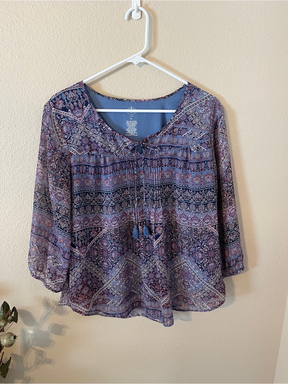 St. John’s Bay Blue Paisley Lined Split Neckline Peasant Blouse